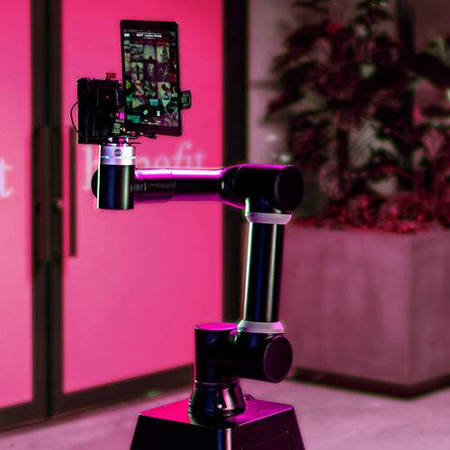 location glambot